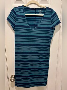 L.L.Bean Striped V-Neck Knit Dress in Teal & Navy Small